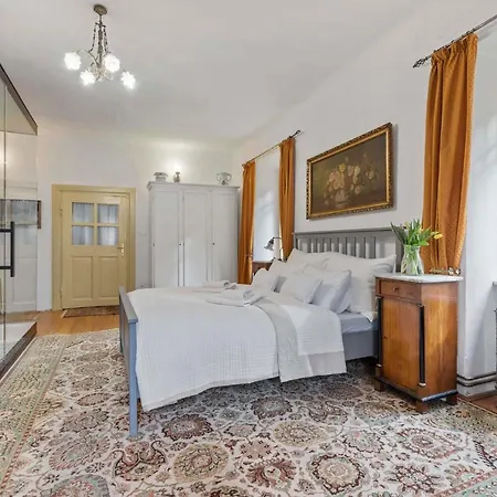 Stiavnica * Banska Stiavnica