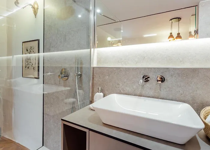 Stiavnica Διαμέρισμα *