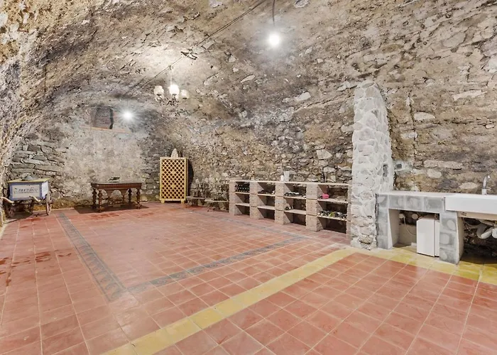 Stiavnica Διαμέρισμα